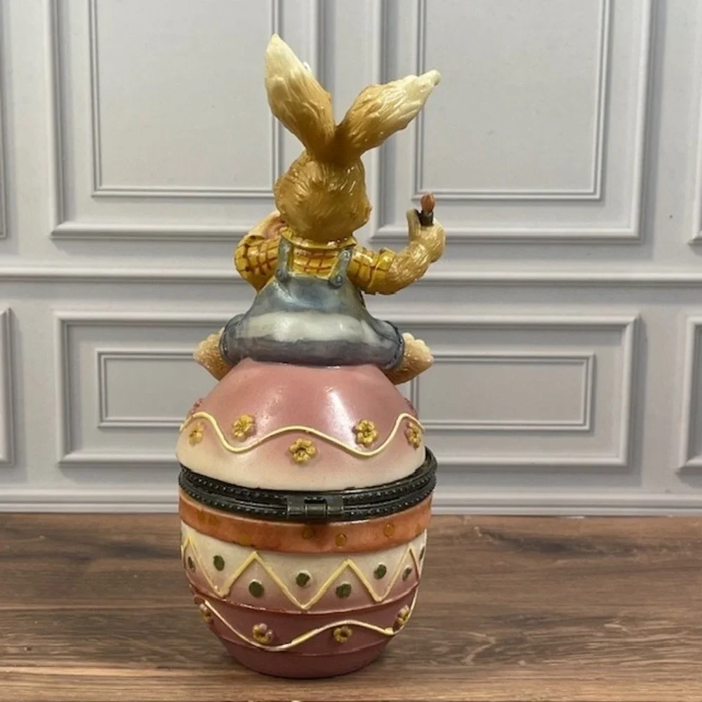 Vintage Easter Bunny Egg Hinged Trinket Box Figurine Hand Painted Decorative
